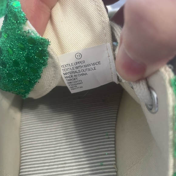 NWOT Sparkly Low Tops - Picture 7 of 7